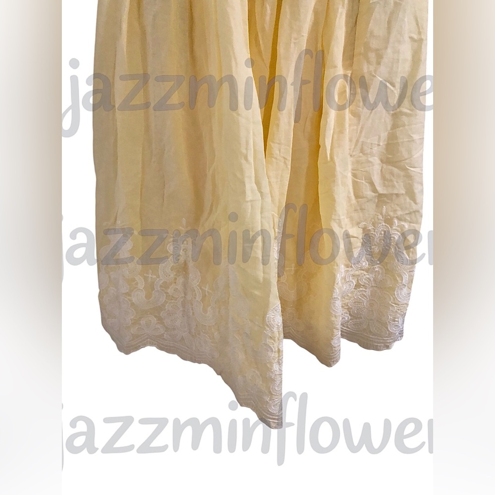 Trixxi butter yellow open tie back embroidered hem fit & flare dress size M new - Picture 12 of 17